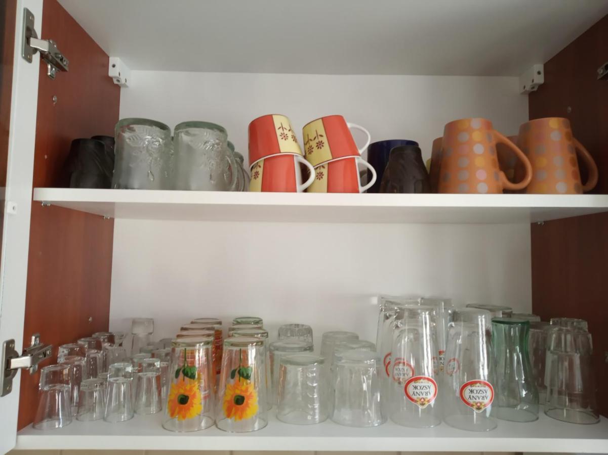 Bazsi Apartman Hajdúszoboszló Esterno foto