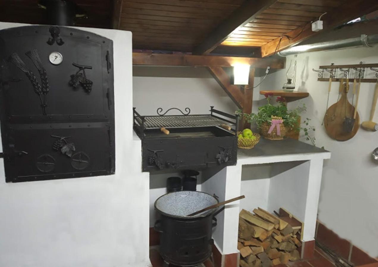 Bazsi Apartman Hajdúszoboszló Esterno foto