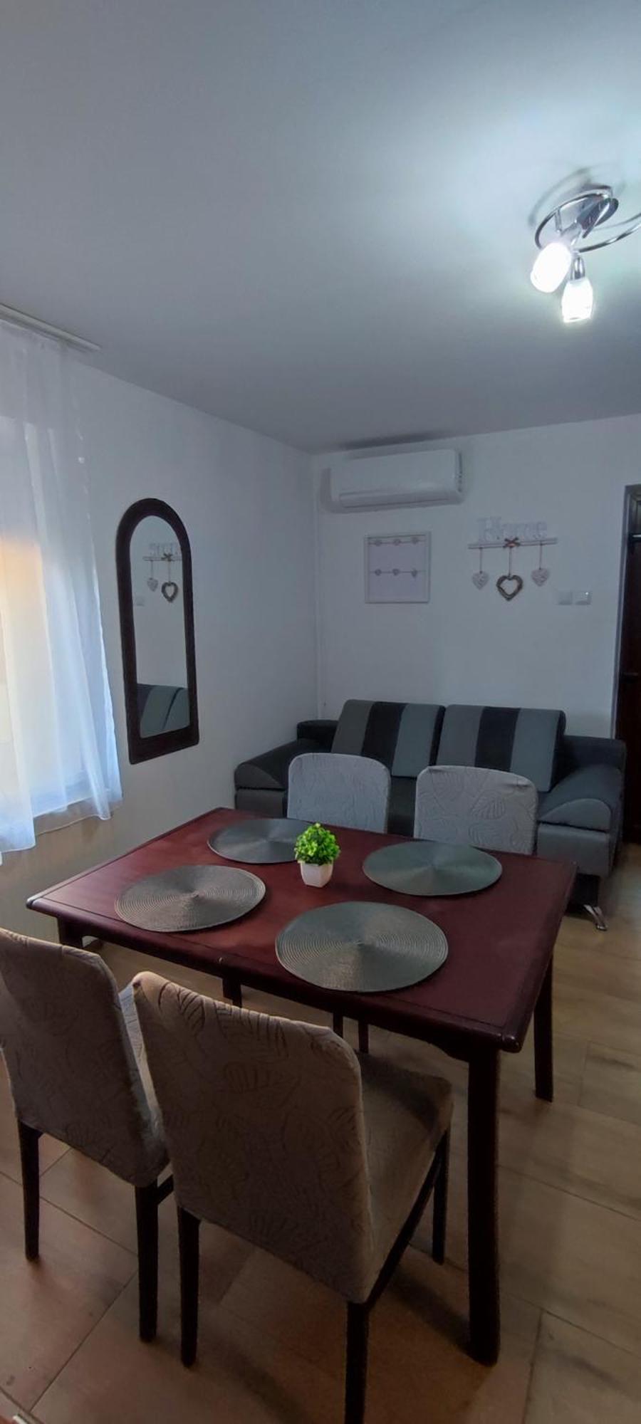Bazsi Apartman Hajdúszoboszló Esterno foto