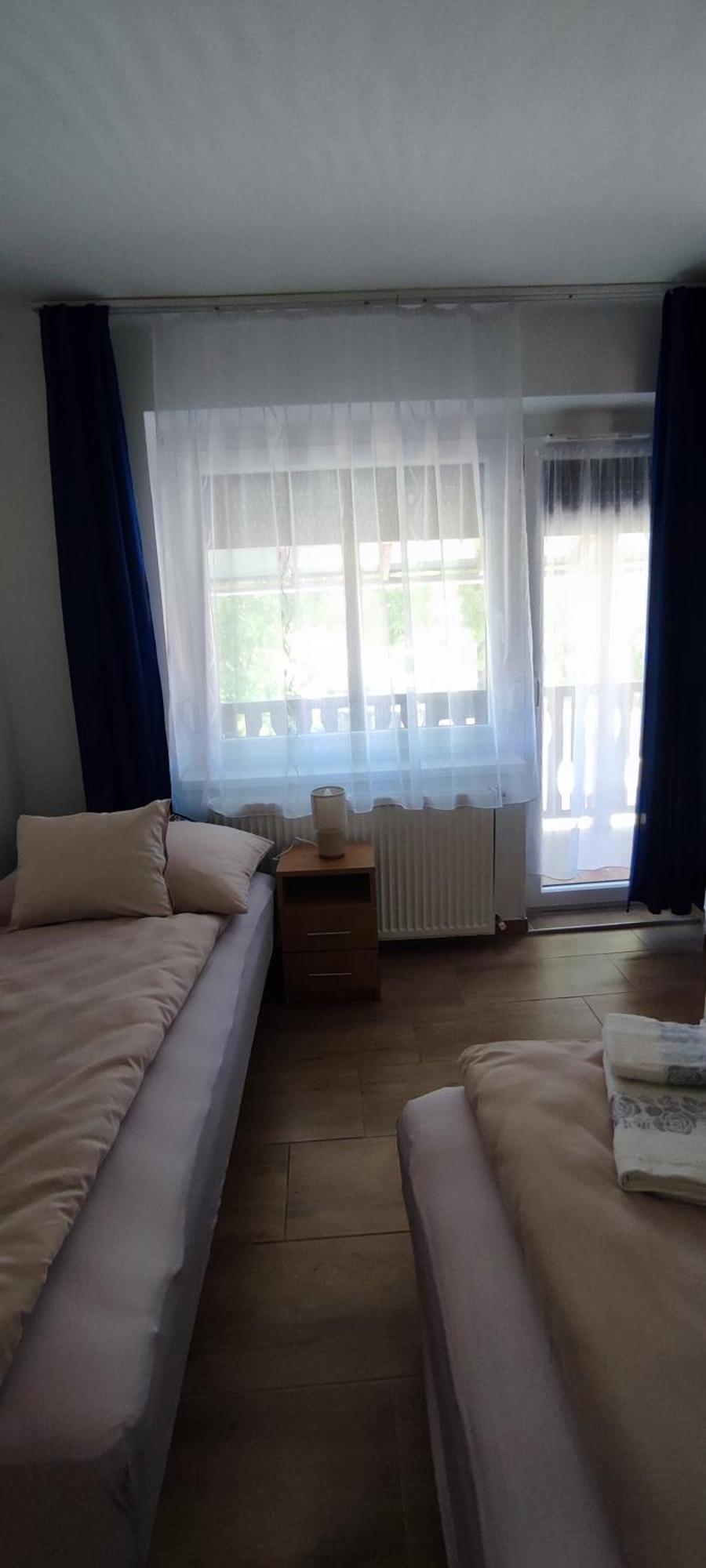 Bazsi Apartman Hajdúszoboszló Esterno foto